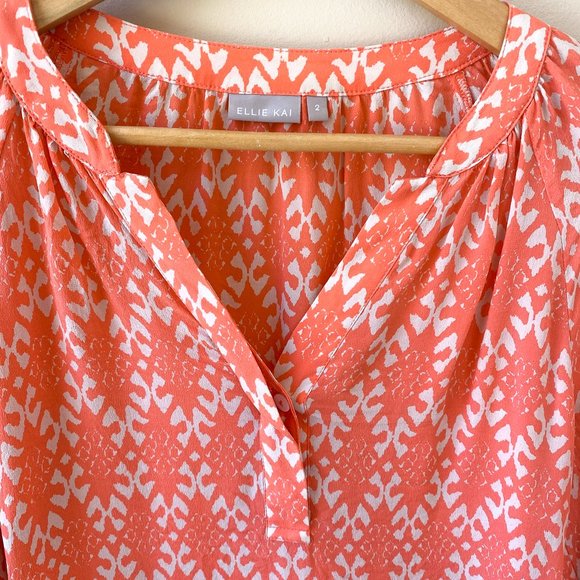 Ellie Kai Coral Pattern 3/4 Sleeve Button Down Blouse | Like New! - Picture 6 of 9